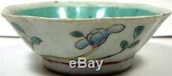 1600AD Ming Dynasty China Hand Painted Famille Rose Porcelain Scalloped Bowl