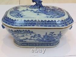 18th Century Chinese Blue and White Porcelain Tureen