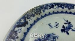 18th Century Chinese Porcelain Warmer Dish circa 1750