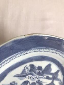 3 Qianlong Period Blue & White Plates 22 cm Long/Wide