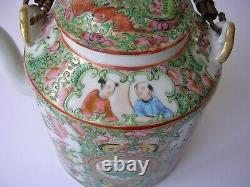 A Beautiful 19th Century Canton Famille Rose Teapot In excellent condition