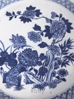 A Chinese Qianlong period Blue and White Porcelain Charger 30 cm wide A/F