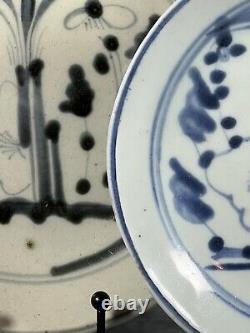 A Pair of Antique Chinese Zhangzhou Swatow Ware Export Blue & White Plates