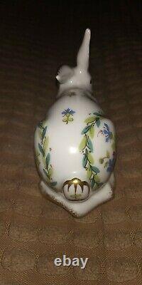 A beautiful hand painted HAVILAND LIMOGES vintage french porcelain Rabbit NM