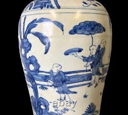 A large Chinese Blue & white Meiping porcelain vase