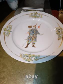 An Early 19th Century Chinese Antique Famille Rose Porcelain Plate Perfect Cond