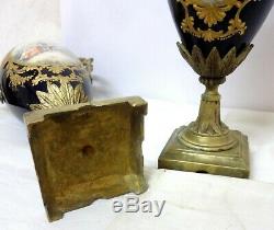 Antique 14.1/2´´ Sevres Porcelain Vase Urn Hand Painted Scene Lovers Bronze See