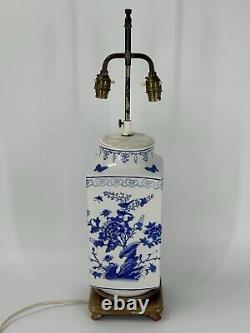 Antique Blue & White Hand painted Chinese Table Lamp