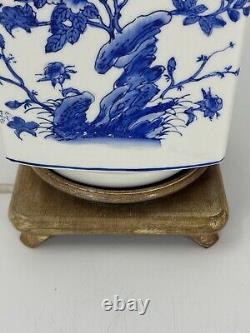 Antique Blue & White Hand painted Chinese Table Lamp