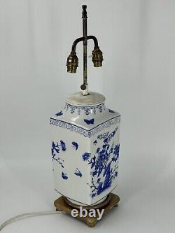 Antique Blue & White Hand painted Chinese Table Lamp