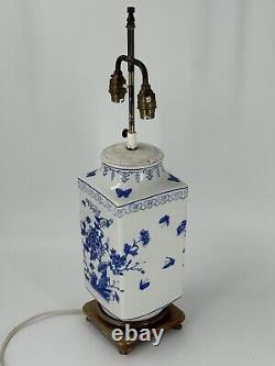 Antique Blue & White Hand painted Chinese Table Lamp