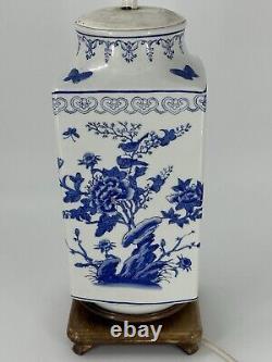 Antique Blue & White Hand painted Chinese Table Lamp