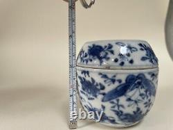 Antique Chinese Blue & White Porcelain Box With LID Qing Dynasty