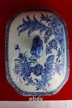 Antique Chinese Blue and White Porcelain Large Soup Tureen Cover-Lid 18thC