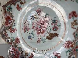 Antique Chinese Famille Rose Porcelain Plate Qing Dynasty Qianlong Period