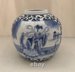 Antique Chinese Hand Painted Porcelain Vase for Decoration