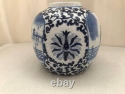 Antique Chinese Hand Painted Porcelain Vase for Decoration