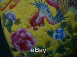 Antique Chinese Hand Painting Yellow Porcelain Vase Marked QianLong