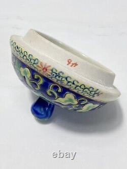 Antique Chinese Porcelain Ceramic Lidded Pot Urn Vase, Hand Painted