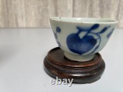 Antique Chinese blue and white porcelain tea cup Qing Dynasty