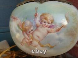 Antique Hand Painted Cherub Floral Porcelain Bronze Finish Mounting Table Lamp