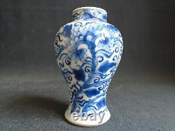 Antique Kangxi period, Chinese Blue & White small porcelain Baluster Vase