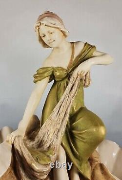 Antique Royal Dux Porcelain Beautiful Fisher Girl Shell Figure #1091 c. 1920