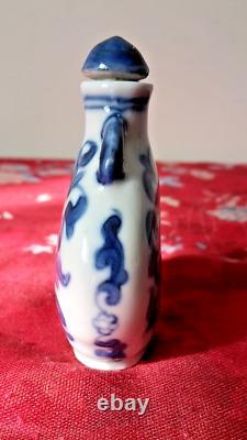 Antique/Vintage Chinese Porcelain Hand Painted Snuff/Perfume Bottle. Marked