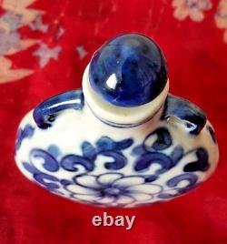 Antique/Vintage Chinese Porcelain Hand Painted Snuff/Perfume Bottle. Marked