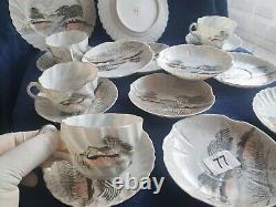 Antique kakiemon Japanese handpainted porcelain 4 tea cups, 13 saucers &plates