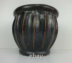 Antiques Song Dynasty Chinese, Black Glazed Ribbed Planter Pot, Ancient Design