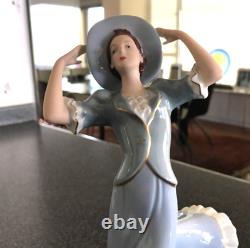 Beautiful Vintage Royal Dux Bohemia Porcelain Lady In Hat Figurine Hand Painted