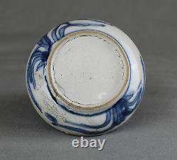 Blue Chrysanthemum Chinese Shipwreck Porcelain Box Kangxi c1660