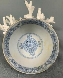 Ca Mau Shipwreck Cargo Lotus and Flowerhead Tea Bowl c1725