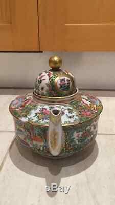 Chinese 19th century Mandarin teapot