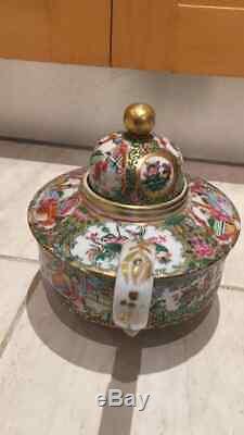 Chinese 19th century Mandarin teapot