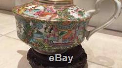 Chinese 19th century Mandarin teapot