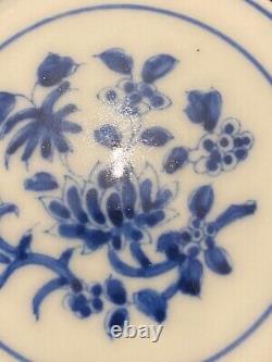 Chinese Blue &White Handpainted flower Bowl Signed Porcelain China