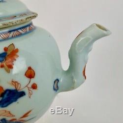 Chinese Export teapot, Imari flowers, Qianlong ca 1750