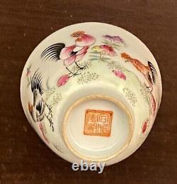 Chinese Famille rose Blue &White Handpainted Chicken Bowl / Cup Signed Porcelain