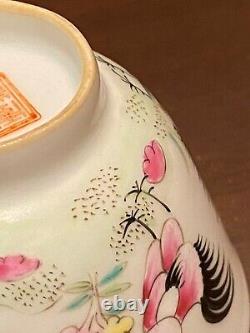 Chinese Famille rose Blue &White Handpainted Chicken Bowl / Cup Signed Porcelain