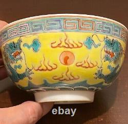 Chinese Famille rose Blue &White Handpainted Dragon Bowl Signed Porcelain China