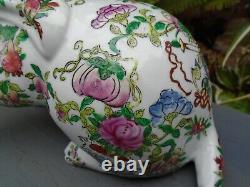 Chinese Famille rose hand painted Porcelain rabbit signed in Chinese to base