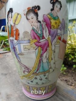 Chinese Famille rose hand painted vase poem to side plus signed very beautiful