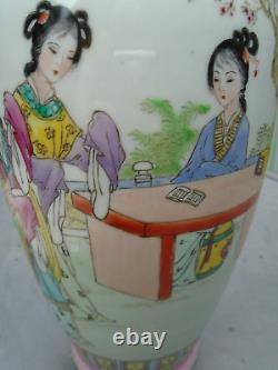 Chinese Famille rose hand painted vase poem to side plus signed very beautiful