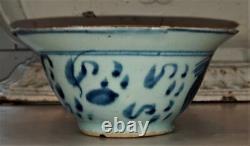 Chinese Late Ming Dynasty Flared Rimmed Pheonix & Dragon Porcelain Bowl -14th C