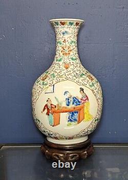 Chinese Porcelain Famille Verte Vase with Wooden Stand Hand-painted, Marked