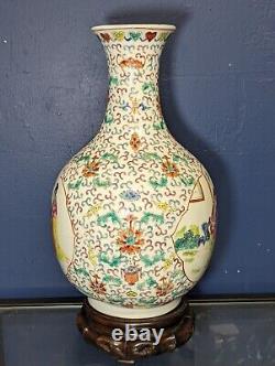Chinese Porcelain Famille Verte Vase with Wooden Stand Hand-painted, Marked
