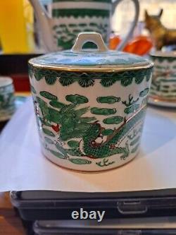 Chinese Porcelain Lidded Mug Zhongguo Zhi Zao Hand Painted