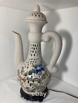Chinese Porcelain Table Lamp/Night Light Vintage hand Painted Teapot 1960s